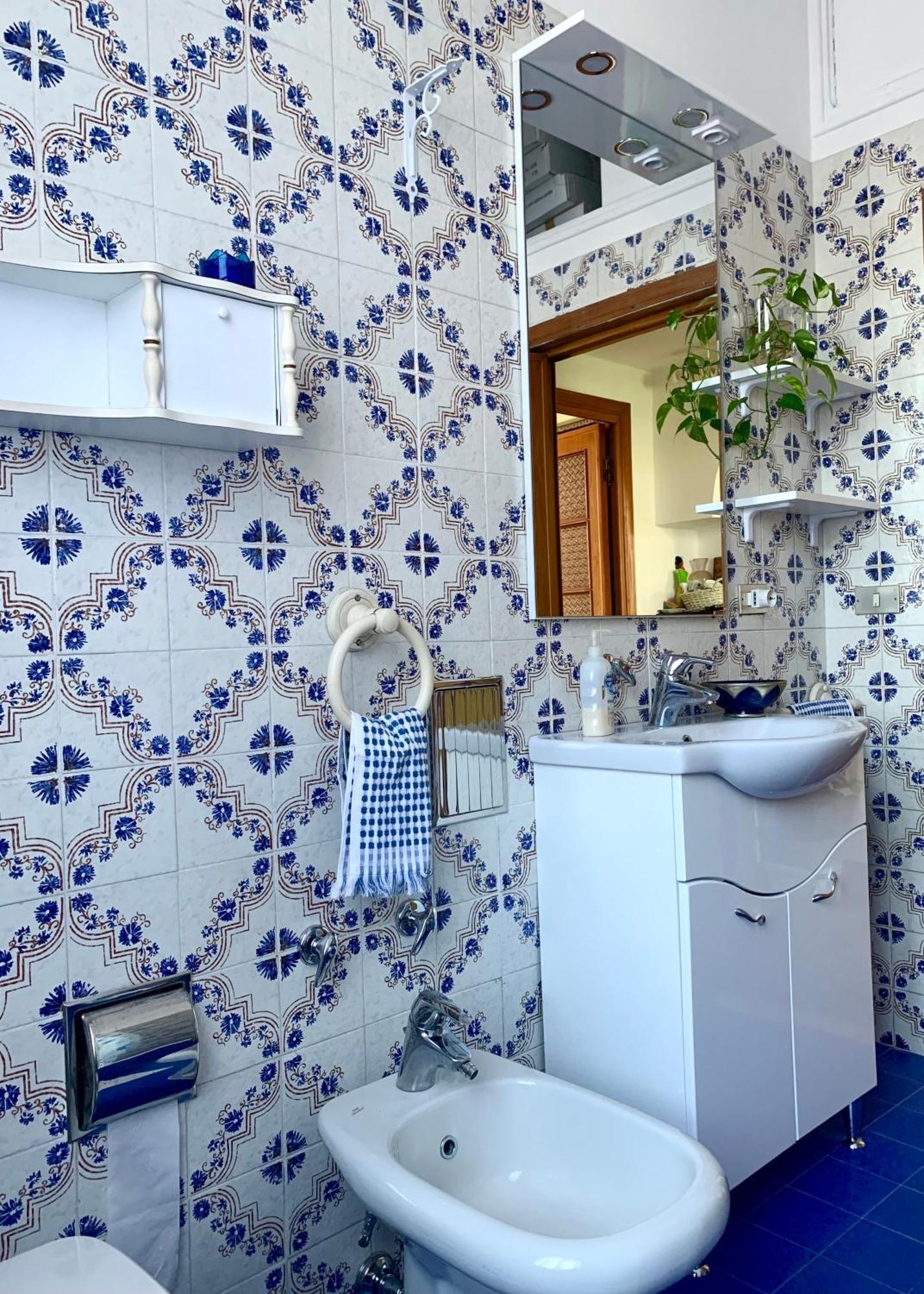 Guest House A Due Passi Olbia Bagian luar foto