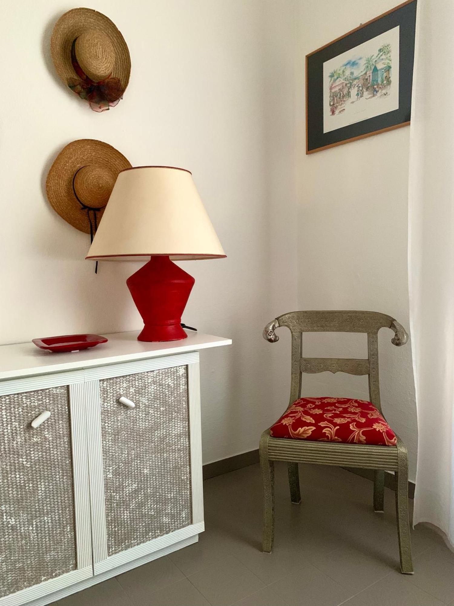 Guest House A Due Passi Olbia Bagian luar foto